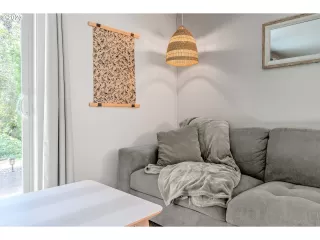Photo #6: 23314574 Listing 