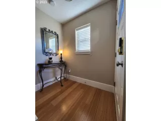 Photo #1: 23314966 Listing 
