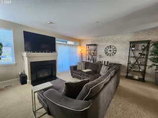 Photo #3: 23314966 Listing 