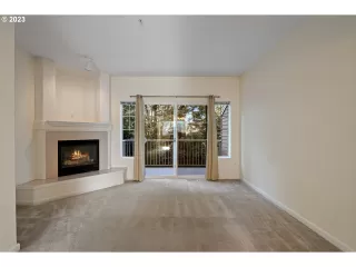 Photo #3: 23315100 Listing 