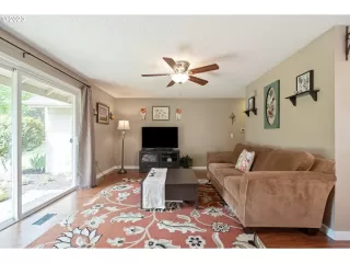 Photo #4: 23317149 Listing 