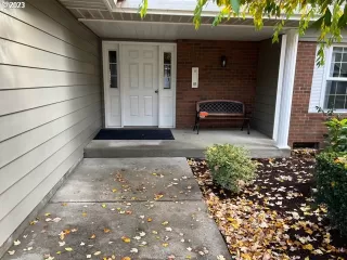 Photo #1: 23317477 Listing 