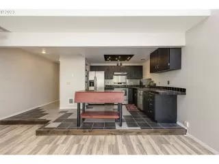 Photo #1: 23317569 Listing