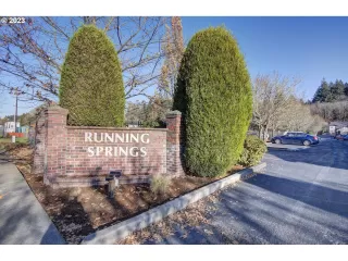 Photo #4: 23319246 Listing