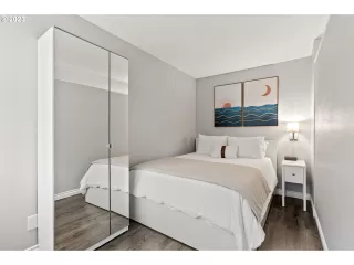 Photo #4: 23320220 Listing 