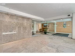 Photo #2: 23320227 Listing