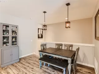 Photo #6: 23320793 Listing