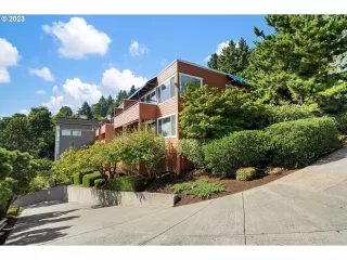 Photo #1: 23320831 Listing 