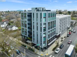 Photo #2: 23320953 Listing 