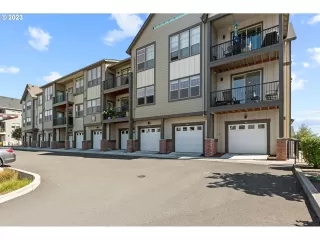 Photo #1: 23320975 Listing 