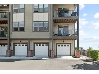 Photo #2: 23320975 Listing 