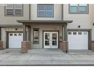 Photo #3: 23320975 Listing 