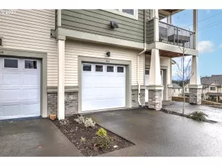 Photo #4: 23321292 Listing