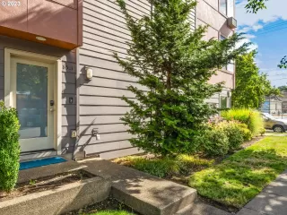 Photo #4: 23321344 Listing 