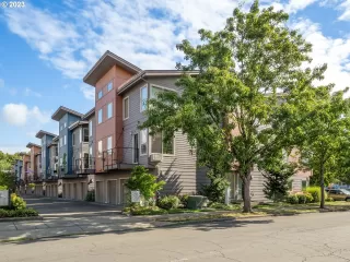 Photo #6: 23321344 Listing 