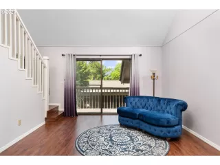 Photo #3: 23322317 Listing