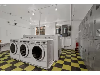 Photo #4: 23326064 Listing 