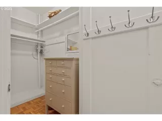 Photo #6: 23326064 Listing 