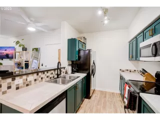 Photo #1: 23326398 Listing