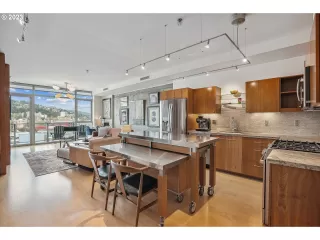 Photo #3: 23327148 Listing 