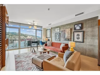 Photo #4: 23327148 Listing 