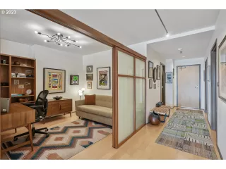 Photo #5: 23327148 Listing 