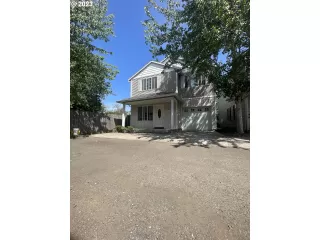 Photo #1: 23327975 Listing