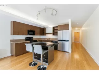 Photo #1: 23328956 Listing 