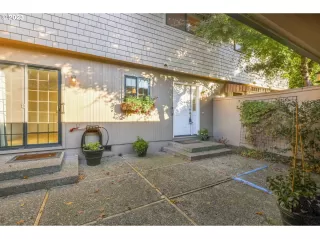 Photo #3: 23329152 Listing 