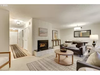 Photo #4: 23329152 Listing 