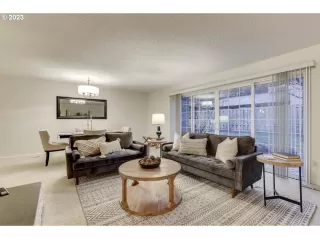 Photo #5: 23329152 Listing 