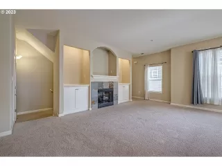 Photo #6: 23330003 Listing 
