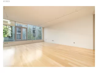 Photo #2: 23330071 Listing 