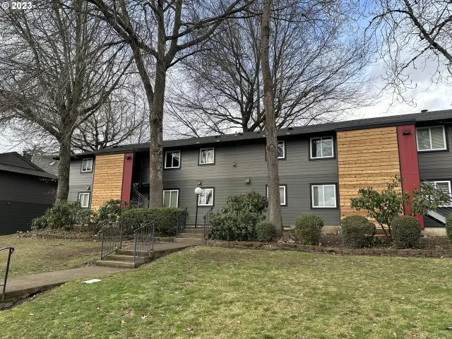 MLS: 23333147 Condo For Sale