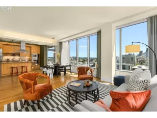 Photo #5: 23335801 Listing 