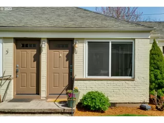 Photo #2: 23335980 Listing