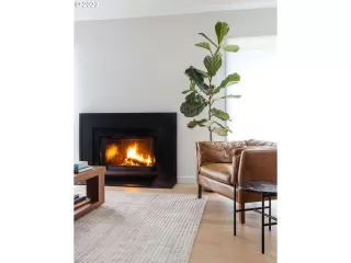 Photo #2: 23336708 Listing