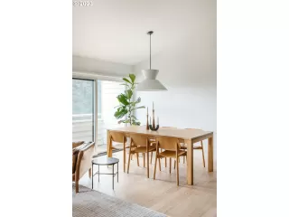 Photo #5: 23336708 Listing