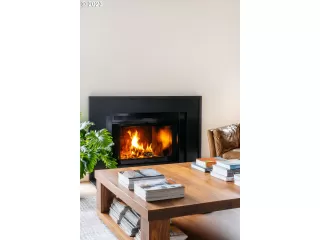 Photo #6: 23336708 Listing