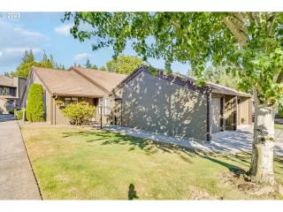 Photo #2: 23341361 Listing 