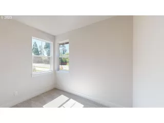 Photo #6: 23342278 Listing