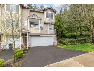 Photo #2: 23342371 Listing 