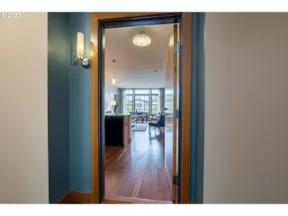 Photo #3: 23343995 Listing