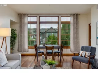Photo #4: 23343995 Listing