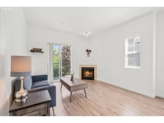 Photo #1: 23344627 Listing