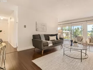 Photo #2: 23345020 Listing