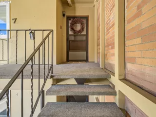 Photo #4: 23345020 Listing