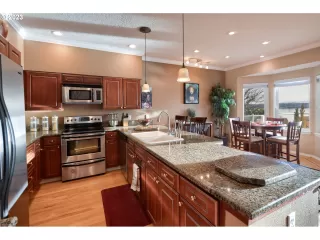 Photo #3: 23345486 Listing 