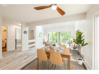 Photo #6: 23346026 Listing