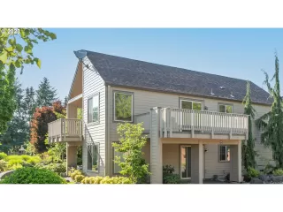 Photo #2: 23347755 Listing